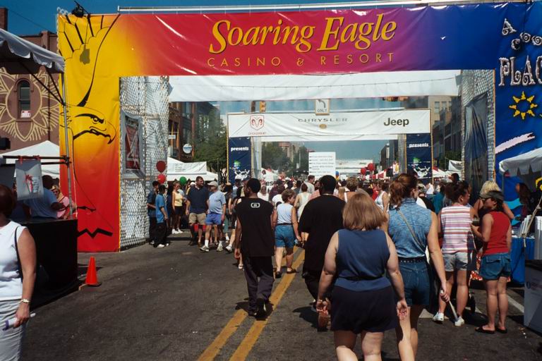 [ABE2002_02.jpg thumbnail]