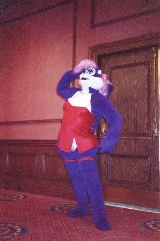 [AC2002_067.jpg thumbnail]