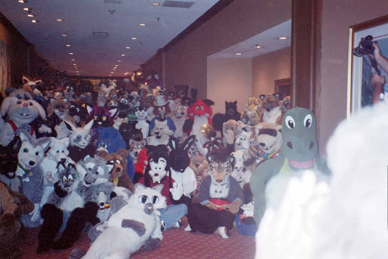 [AC2002_076.jpg thumbnail]