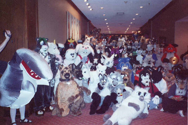 [AC2002_077.jpg thumbnail]