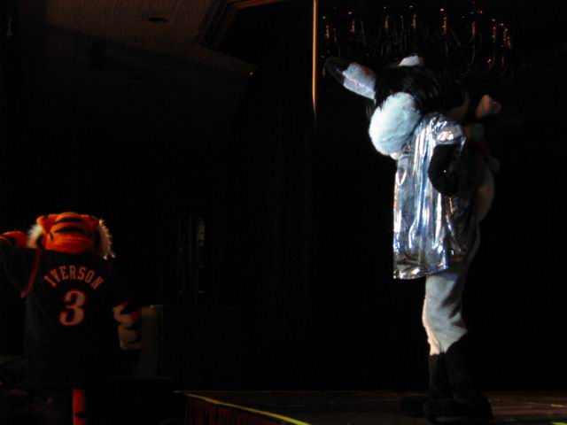 [ac2003_166.jpg thumbnail]