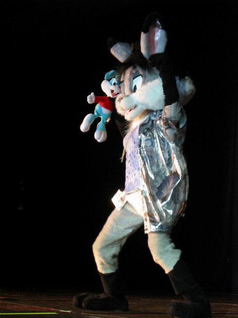 [ac2003_172.jpg thumbnail]