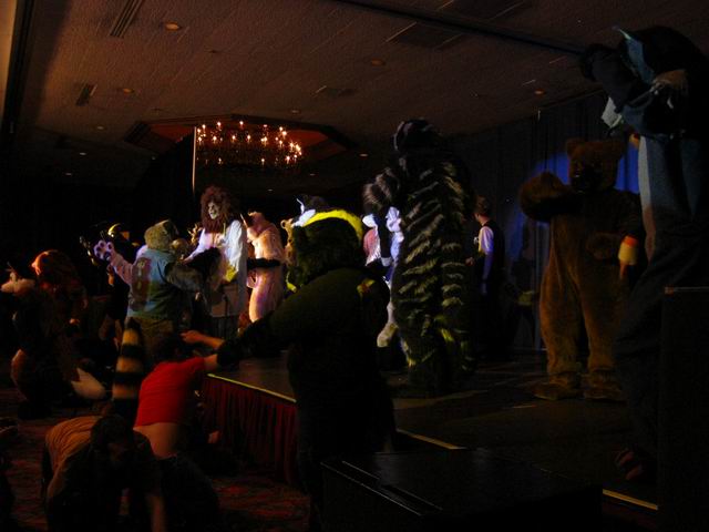 [ac2003_190.jpg thumbnail]