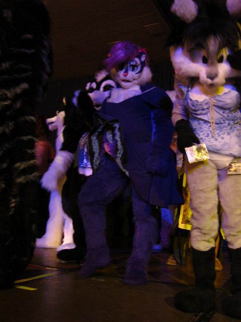 [ac2003_195.jpg thumbnail]