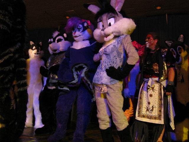 [ac2003_196.jpg thumbnail]