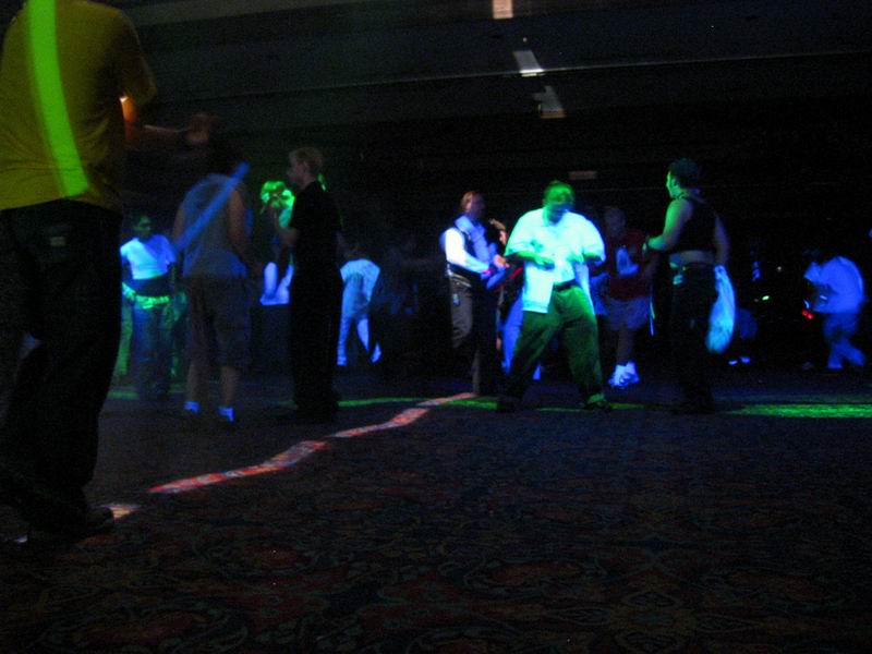 [AC2004_050.jpg thumbnail]