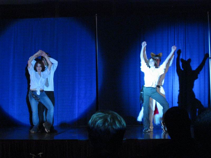 [AC2004_056.jpg thumbnail]