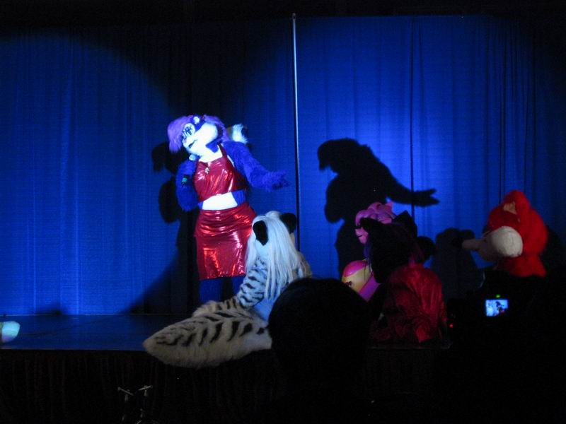 [AC2004_064.jpg thumbnail]