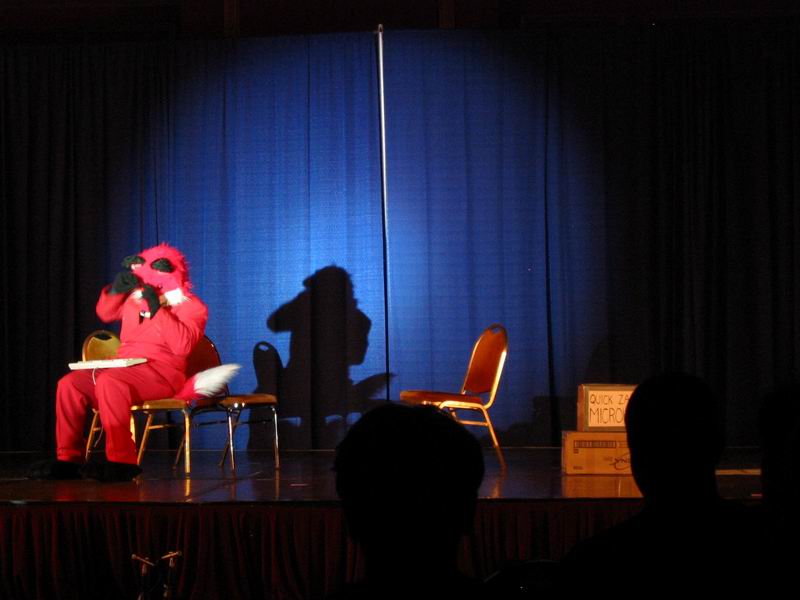 [AC2004_072.jpg thumbnail]