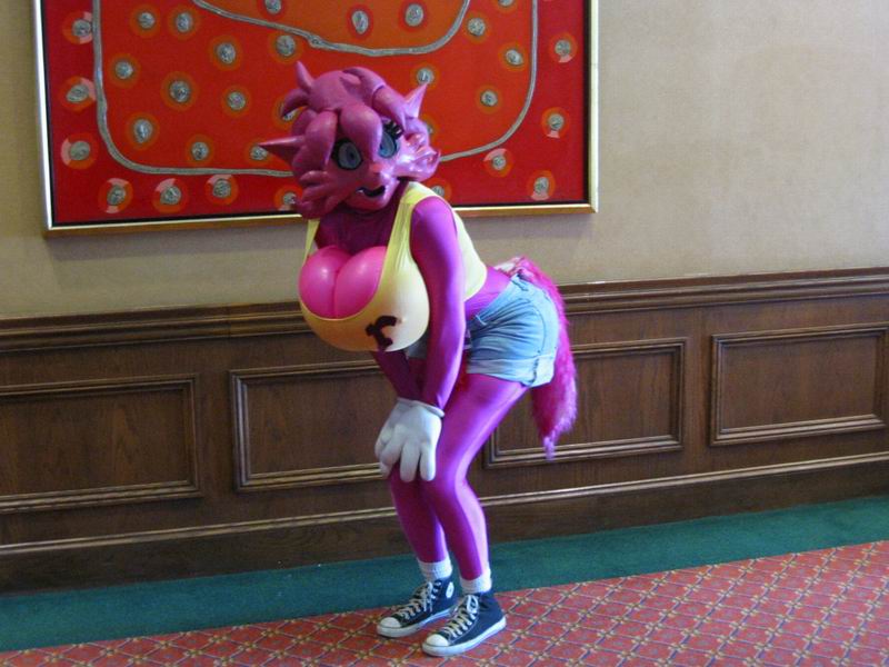 [AC2004_173.jpg thumbnail]