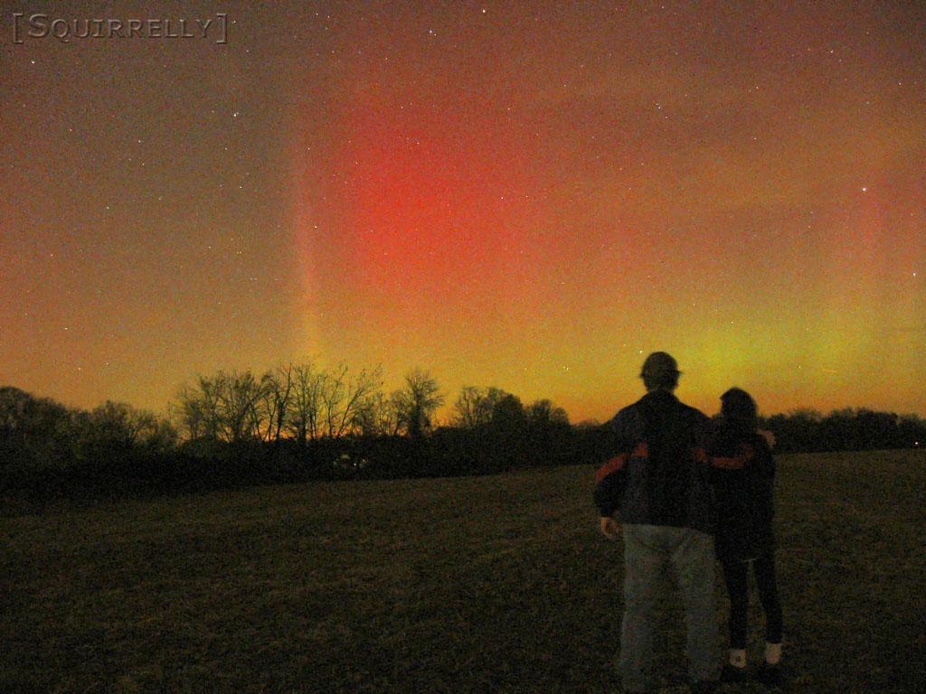 [Aurora20031030_5.jpg thumbnail]