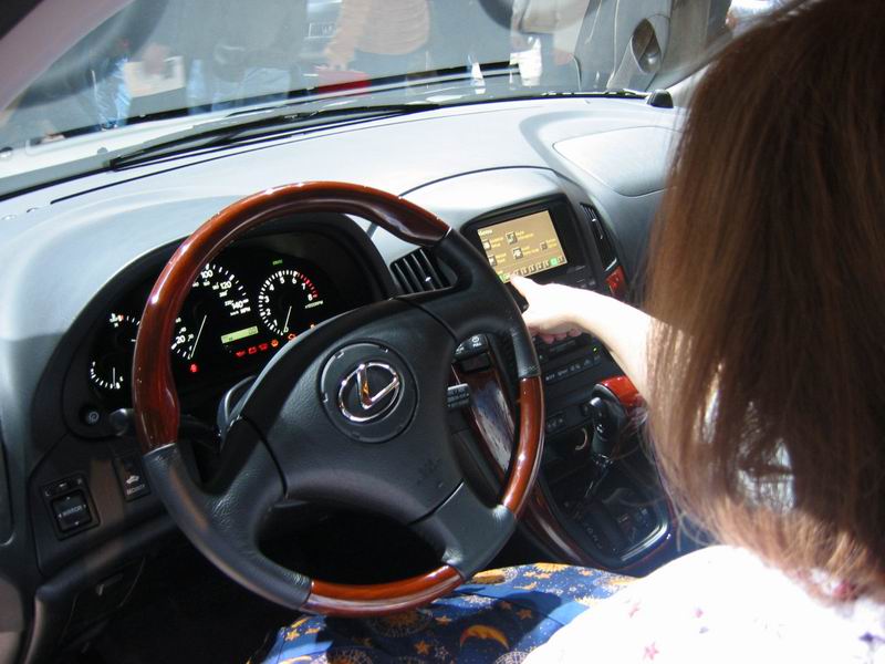 [102-0300_IMG.JPG thumbnail]