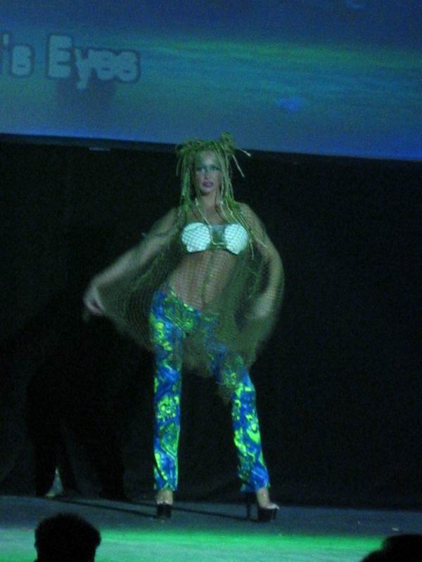 [105-0505_IMG.JPG thumbnail]