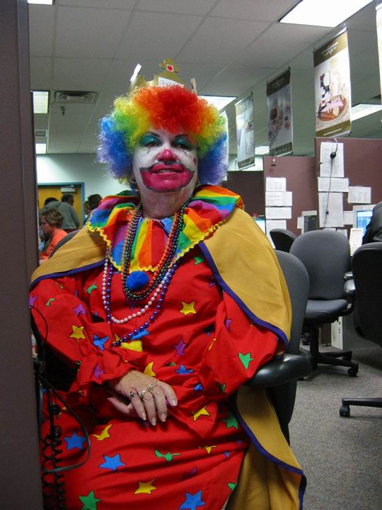 [Halloween2003_16.jpg thumbnail]