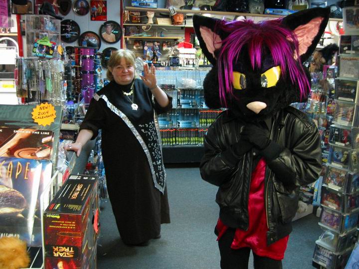 [Halloween2003_18.jpg thumbnail]