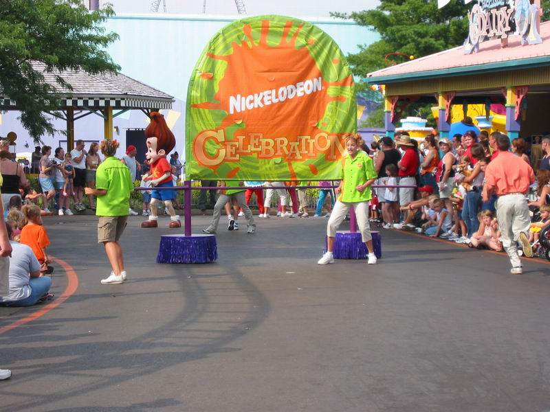 [KI2004_12.jpg thumbnail]