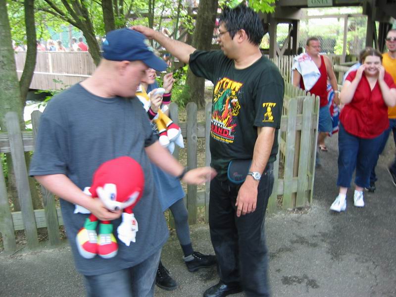 [KI2004_35.jpg thumbnail]