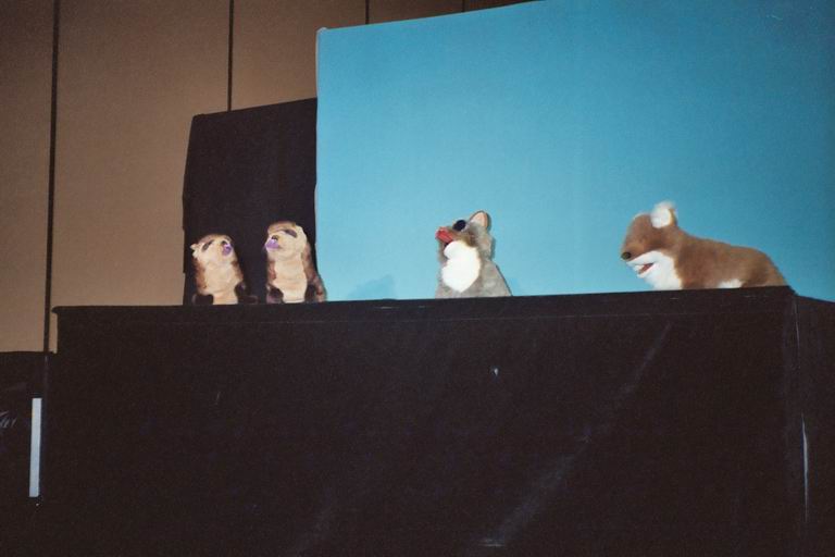 [MFF2002_32.jpg thumbnail]