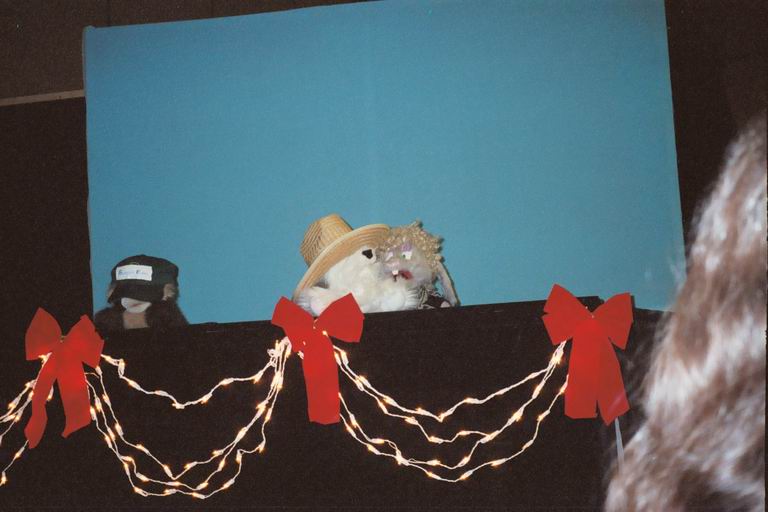 [MFF2002_42.jpg thumbnail]