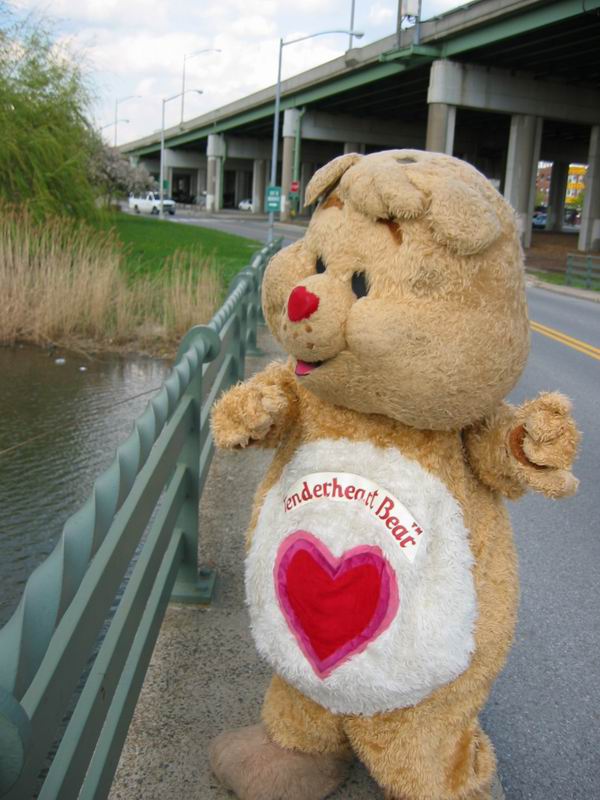 [NY2004_041.jpg thumbnail]