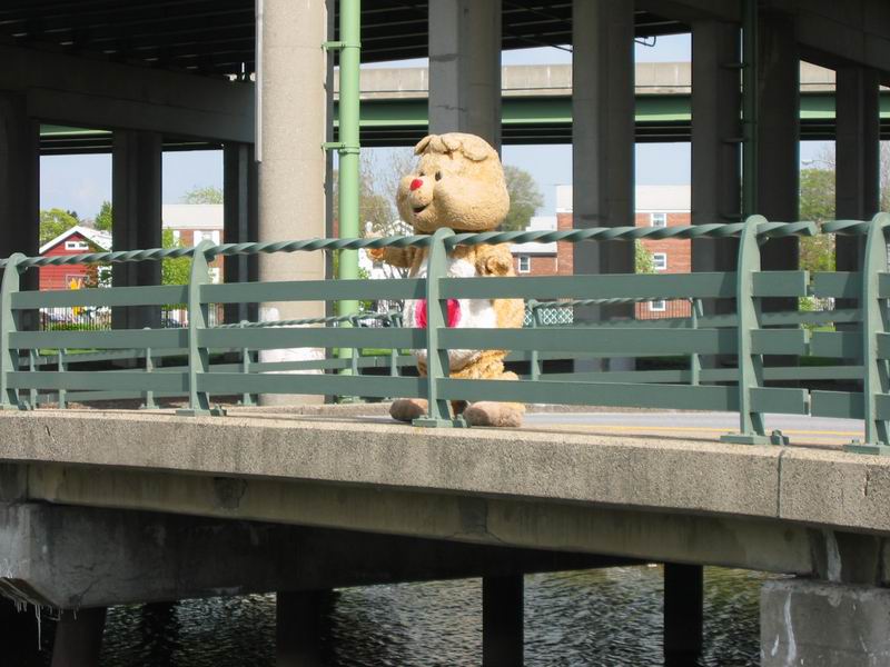 [NY2004_045.jpg thumbnail]