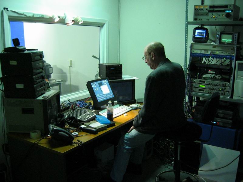 [NY2004_081.jpg thumbnail]